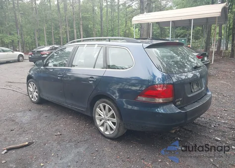 2014 Volkswagen Jetta Sportwagen 2.0L Tdi z USA, uszkodzony, nr VIN 3VWPL7AJ7EM619833
